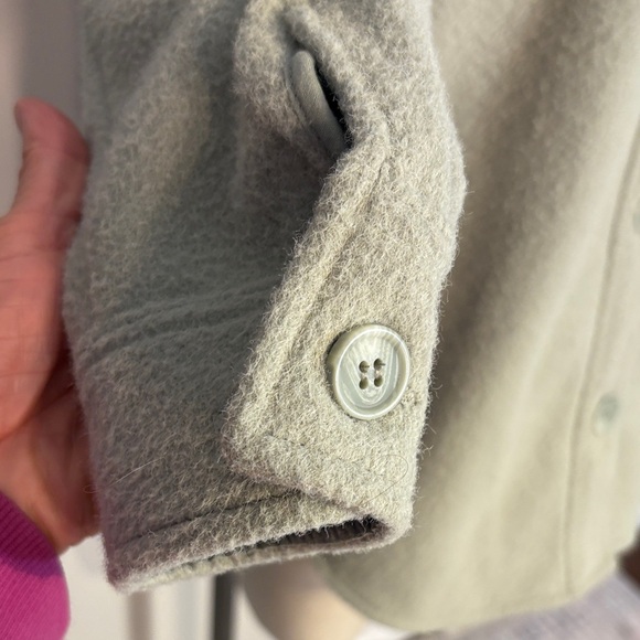 Rachel & Zoe Sage Utility shacket size small - Picture 3 of 7